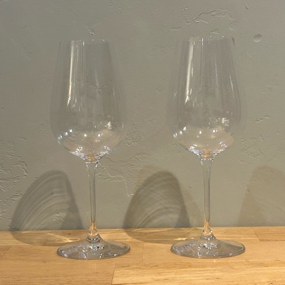 Set Of 4 Cabernet Wine Glasses Made By Mercer. Brand New In Box. - Picture 6 of 6